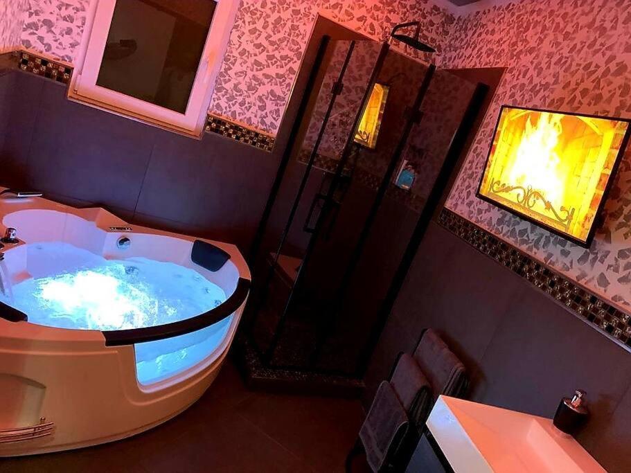 Appartamento Luxus Loft Whirlpool Designer Kueche Bad Herdecke Esterno foto