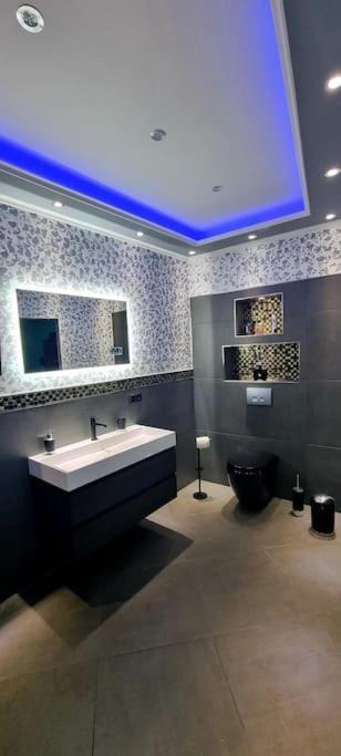 Appartamento Luxus Loft Whirlpool Designer Kueche Bad Herdecke Esterno foto